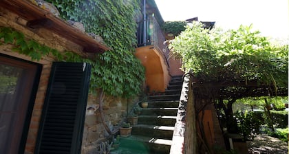 Guesthouse il Glicine in family villa