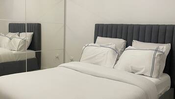 2 slaapkamers, een strijkplank/strijkijzer, wifi, beddengoed