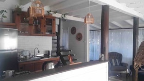 Interior - Cabana Aloha - Praia do Rosa, Ibiraquera (Imbituba)