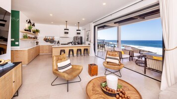 Premium Condo | Living area