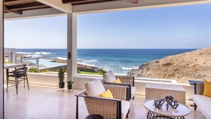 Premium Condo | Terrace/patio