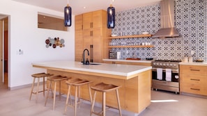 Premium Condo | Private kitchen | Eco-friendly cleaning products