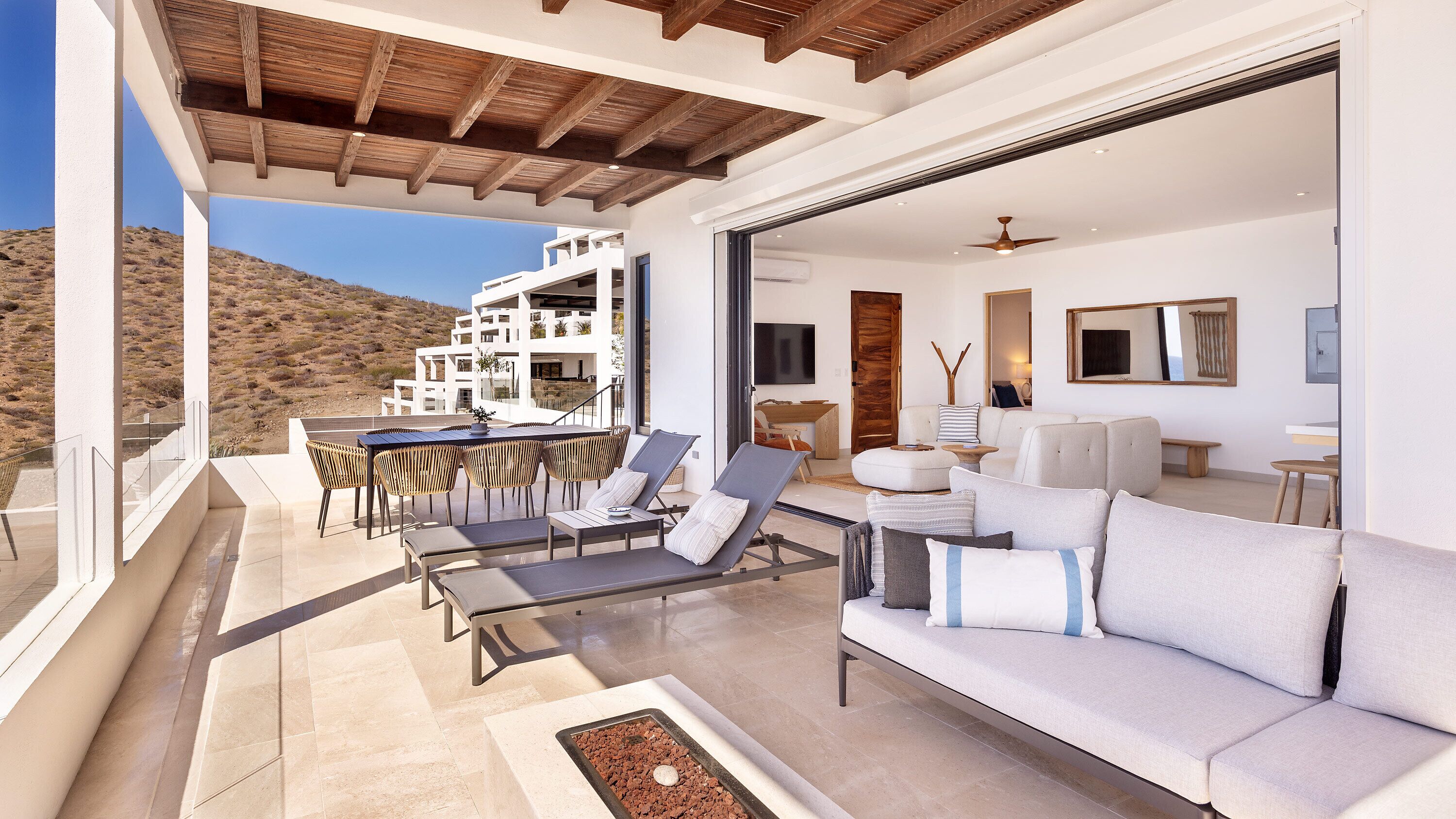 Premium Condo | Terrace/patio