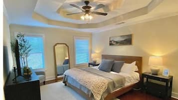 3 Schlafzimmer, Schreibtisch, WLAN