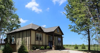 Vineyard Villa overlooking 40 acres of Vineyards in Ohio Wine Country