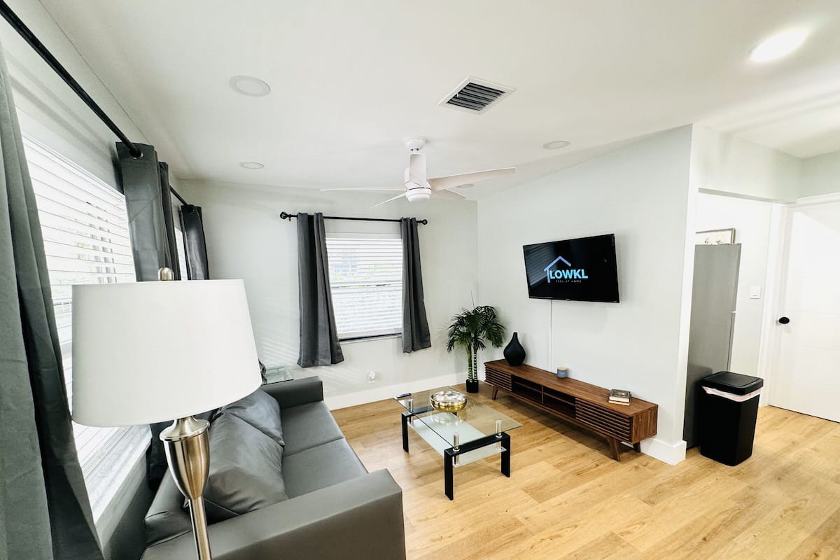 Smart TV 50-inch có truyền hình kỹ thuật số