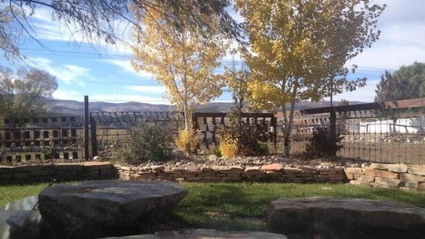Unclassified image, 1 of 29, button - Quiet and peaceful getaway. (Fairview)