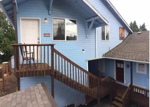 Exterior - The Bicycle Apartment - includes free bike use (Snohomish)