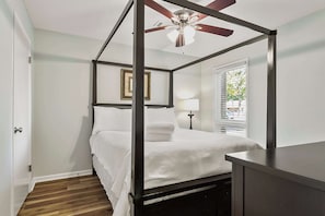 WiFi, bed sheets - Indian Lake Retreat - Peaceful 3BR Home (Northport)