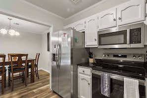 Fridge, microwave, oven, stovetop - Indian Lake Retreat - Peaceful 3BR Home (Northport)