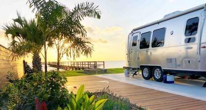 The Copa Copa-RV Site II - A Luxurious Bay Vacay!