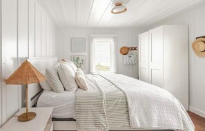 3 soverom, strykejern/-brett, wi-fi og sengetøy