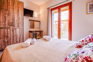 3 camere, una cassaforte in camera, ferro/asse da stiro, Wi-Fi gratuito