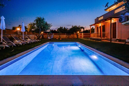 Villa Levanda with private pool