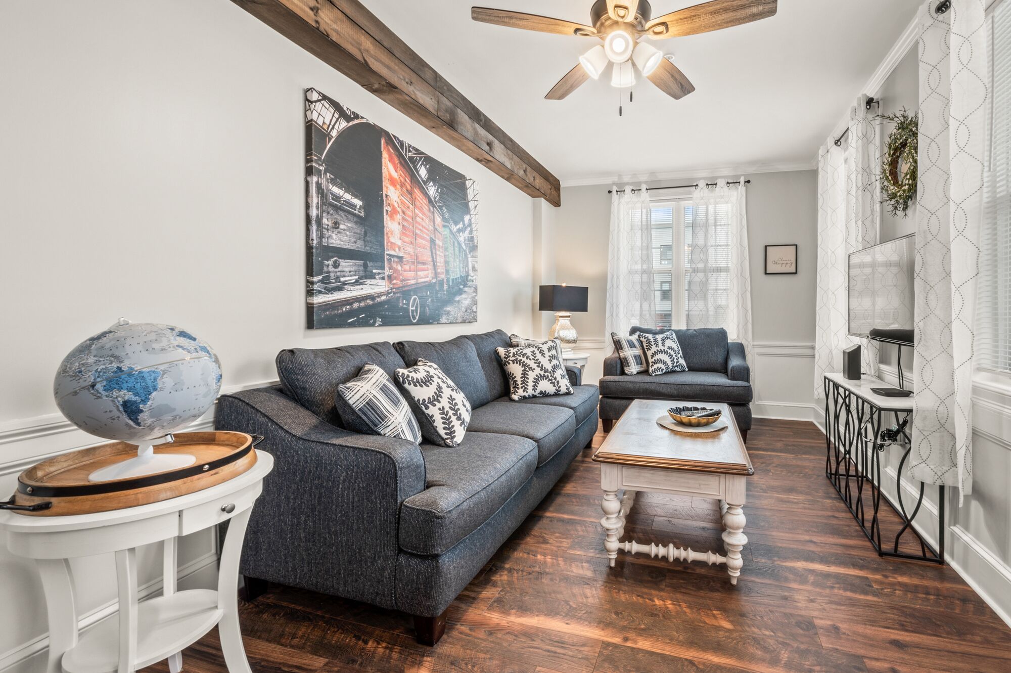 Seasons Hospitality Presents all New 1BR Apartment Great Location!