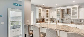 Private Beach & Deck: Bayfront Home in Hayes!