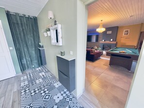 Spielezimmer