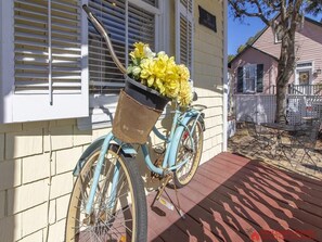 Property grounds - HISTORIC DISTRICT ~ Walk Everywhere ~ Free Parking! (Saint Augustine)