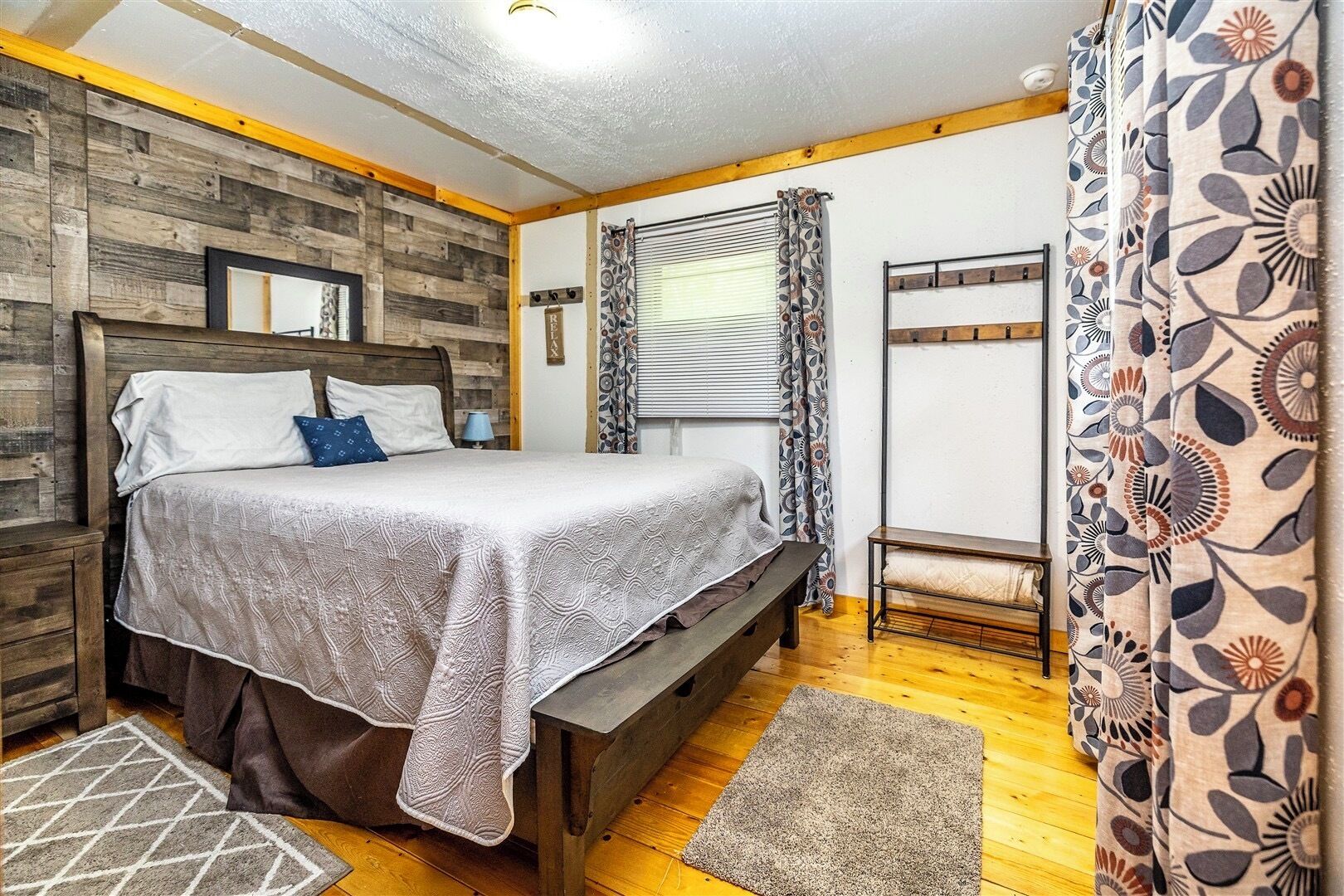 1 bedroom, free WiFi, bed sheets