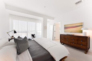 2 bedrooms, desk, free WiFi, bed sheets