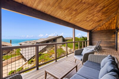 Oceanfront Retreat at Pajaro Dunes.  Beach Access, Hot Tub, BBQ, Pool Table.