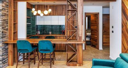 🏔️ Ski-in/Ski-out Mountain Apartment: Luxury, Views, Convenience. Book Now 🎿❄️