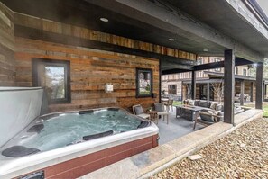 Terrace/patio - Whitefish Lynx Run Town House Private Hot Tub (Whitefish)