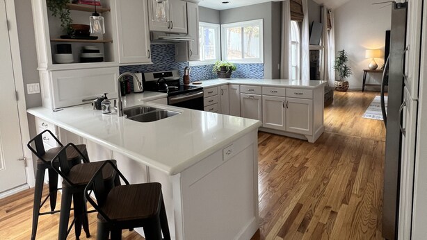 Private kitchen - Stay in Style & Comfort with Our Family-Friendly VRBO near the Broadmoor Hotel (Colorado Springs)