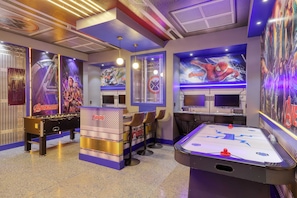 House (Multiple Bedrooms) | Interior - Ever After by Avantstay Pop Culture Design, Pool (Davenport)