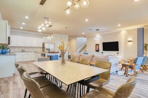House (Multiple Bedrooms) | Interior