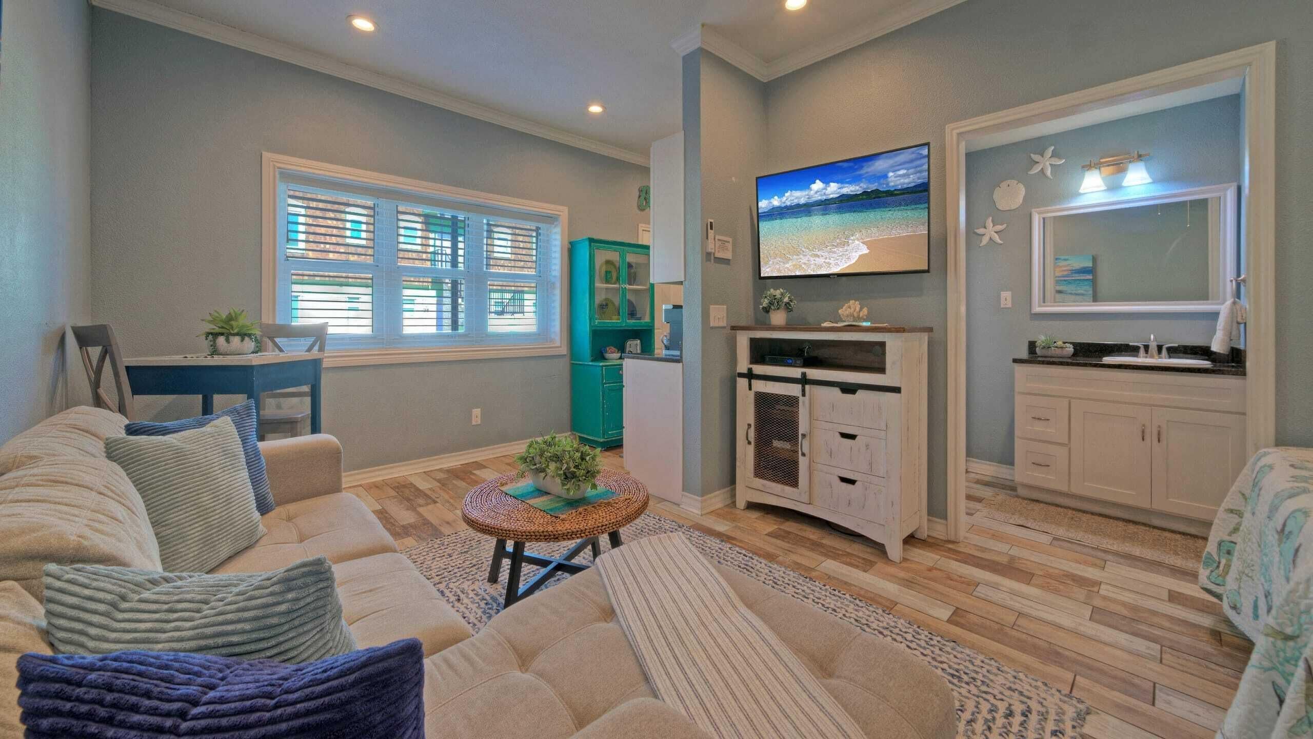 Apartment (1 Bedroom) | Interior