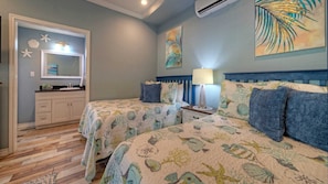 Interior - 2 Pools, Beach Boardwalk Access Studio, Sleeps 5 Beach Bungalow by Avantstay (Port Aransas)