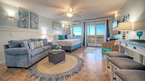 Interior - Studio w/ Balcony, Pools & Direct Beach Access Seaside Blessing by Avantstay (Port Aransas)