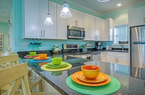 Apartment (2 Bedrooms) | Interior - Beach Boardwalk 2 Pools, Tennis & Pickleball Shorely Blessed by Avantstay (Port Aransas)