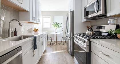 Seashore Buyout by Avantstay Sleeps 21, 7 Spaces