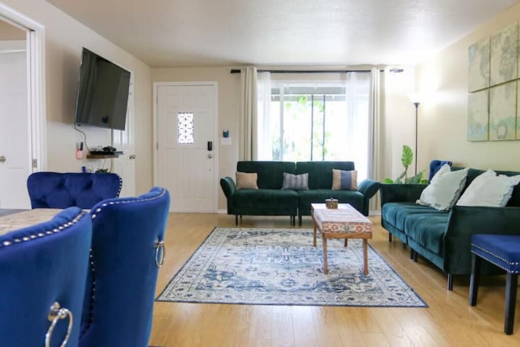 Smart TV, video games