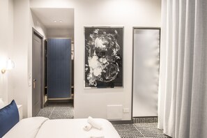 Luxury Double Room | Egyptian cotton sheets, premium bedding, down comforters - Three Rooms Toledo Luxury (Naples)