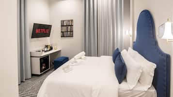 Habitación doble de lujo | Sábanas de algodón egipcio, ropa de cama de alta calidad y edredón
