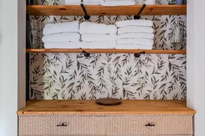 Interior - Dog-friendly Forest Summer Retreat in the Catskills (Eldred)