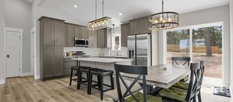 Modern Due Southwest