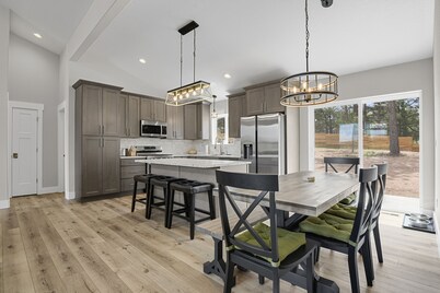 Modern Due Southwest