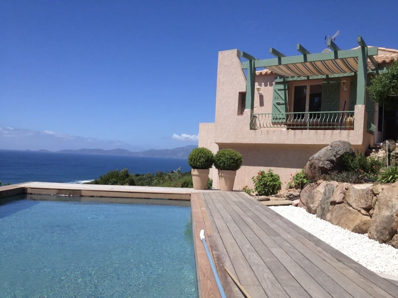 Alberca al aire libre 