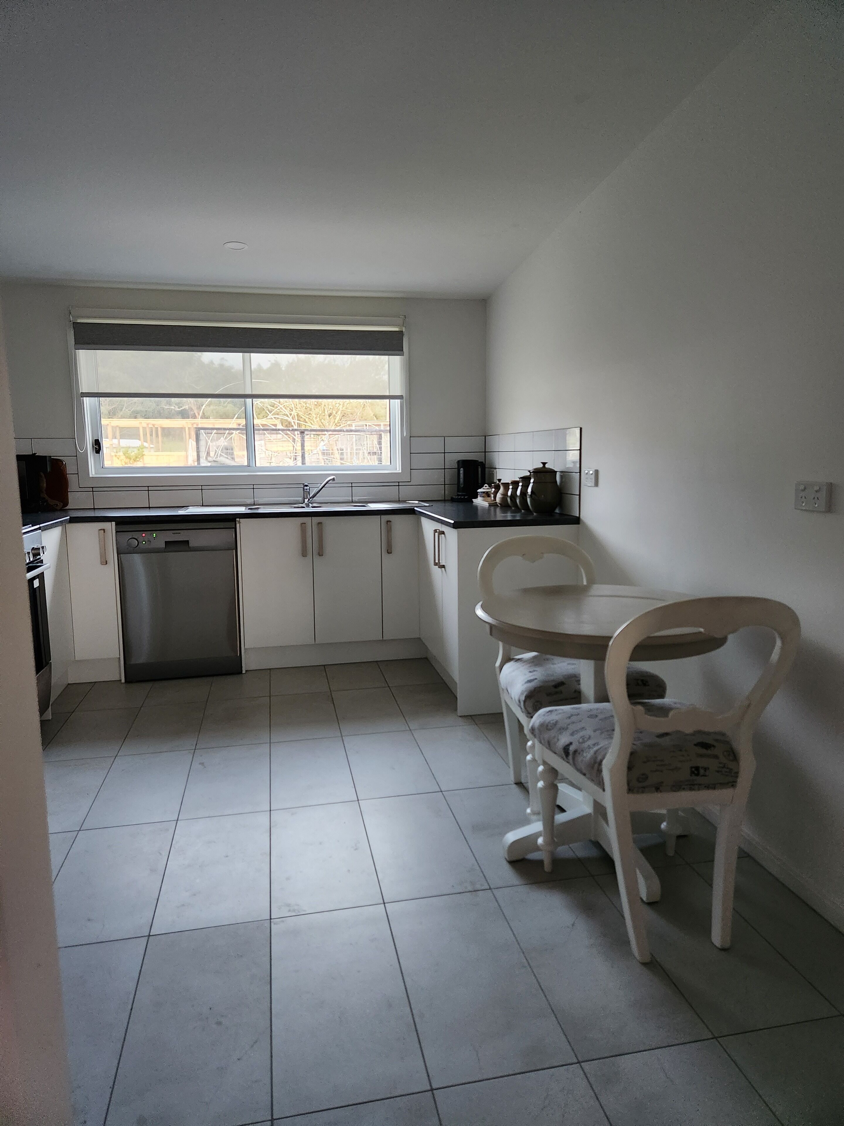Panoramic Cottage, 2 Bedrooms, Valley View, Courtyard Area | Private kitchen | High chair