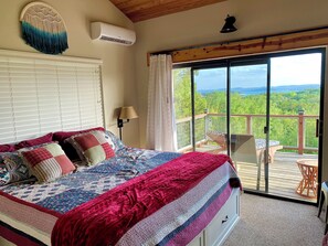 4 Schlafzimmer, Schreibtisch, Bügeleisen/Bügelbrett, kostenloses WLAN