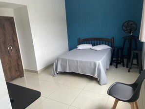 Eenvoudige kamer | Dineren op de kamer