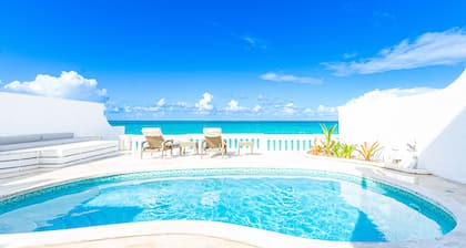 Oceanfront 3BR luxury Villa - Private Pool, Gate Community, no Car needed