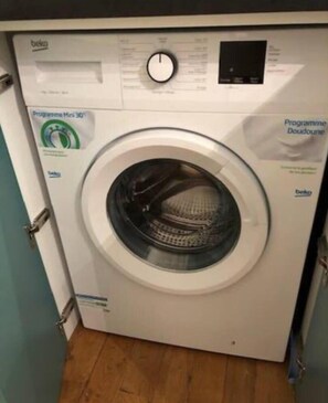 Interior - Le Jean Macé-Charmant 2 pers- universités (Lyon)