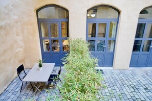 Outdoor dining - Apartment with Terrace - St Paul (Lyon)