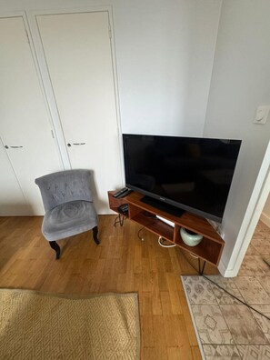 TV