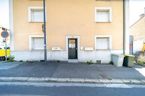 Exterior - Apartment with Mezzanine – Cusset District, Villeurbanne (Villeurbanne)